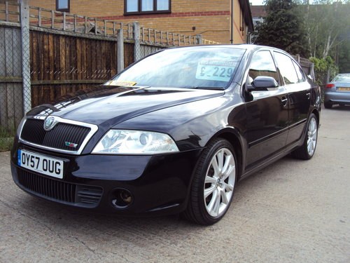 2007 Skoda Octavia VRS - FSI TURBO - 200BHP – ONE FORMER KEEPER VENDIDO
