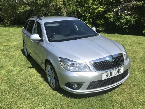 2011 SKODA OCTAVIA VRS ESTATE AUTOMATIC JUST 33000 MILES FROM NEW For Sale