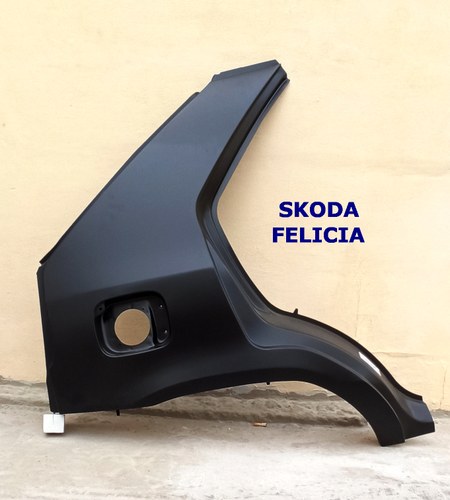 Skoda Felicia 1994 ->1998 R.H. Rear Wing In vendita