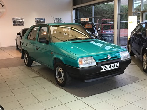 1994 Stunning condition classic Skoda Favorit in Carribbean green For Sale