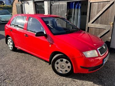Picture of SKODA FABIA HATCHBACK 1.4 CLASSIC 5DR (2001/Y)