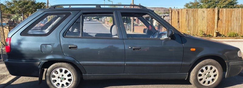 2000 Skoda Felicia - 1 2000 Skoda Felicia - 1