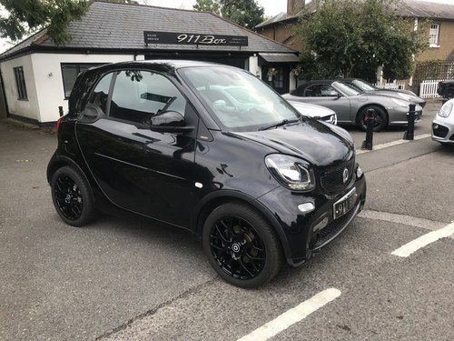 2016 SMART FORTWO EDITION BLACK COUPE SAT-NAV FIVE SPEED MANUAL In vendita