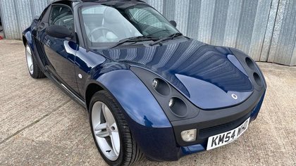 SUPERB LOW MILEAGE ROADSTER 80 TOP SPEC, A KNOWN CAR TO US