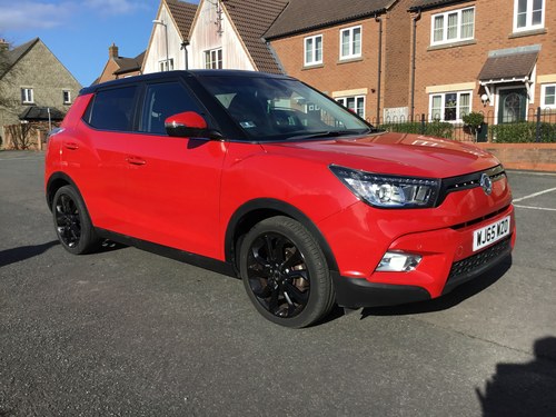 2015 Low mileage one owner Ssangyong Tivoli ELX A vendre