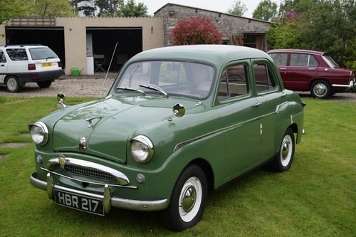 1957 STANDARD 10 DELUXE - VERY RARE, SOLID & CUTE! For Sale