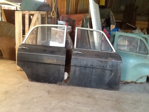 2 sets front and rear doors For Sale
