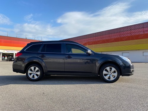 2010 Subaru Outback 3.6R B4 ARMORED BLINDATA GEPANZERT