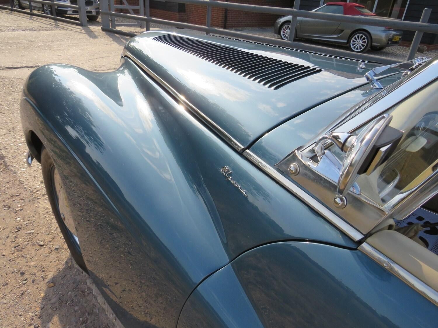1954 Sunbeam Alpine, foto 2