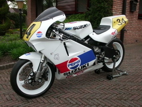 1979 Suzuki rgv-500 classic racebike. VENDUTO