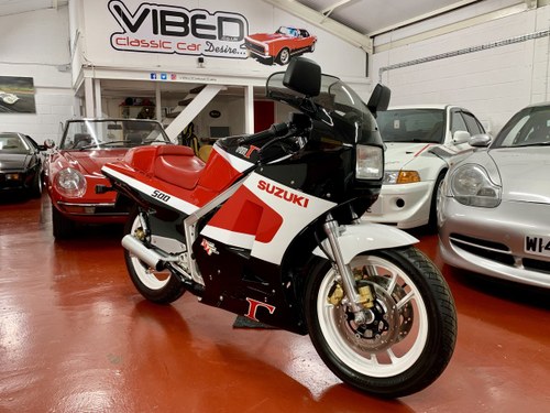 Suzuki RG500 CH 1987 / Concours NOW SOLD SIMILAR REQUIRED SOLD