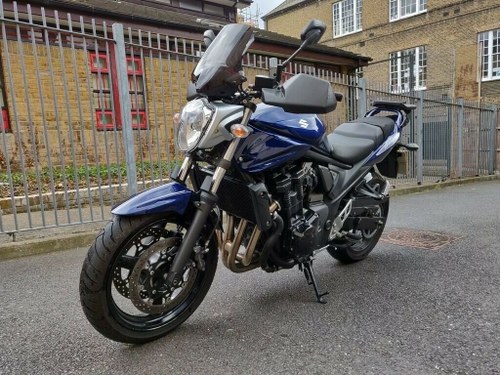 2009 Suzuki gsf 650 k9 motorbike with box and extras For Sale