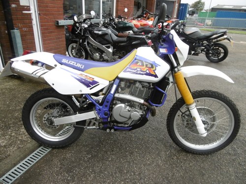1998 Suzuki DR650SE 8500miles STUNNING and PERFECT  SOLD