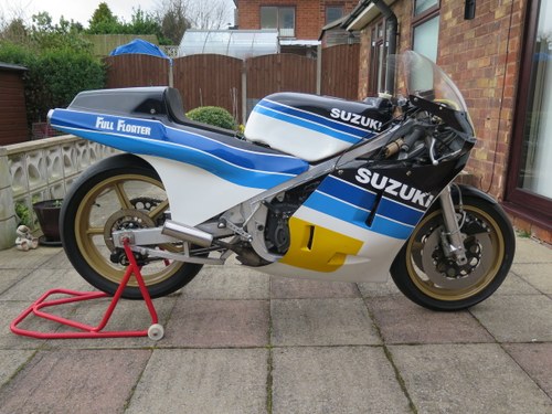 1984 Suzuki RGB 500 MK 9 - 06/05/20 Vente aux enchères