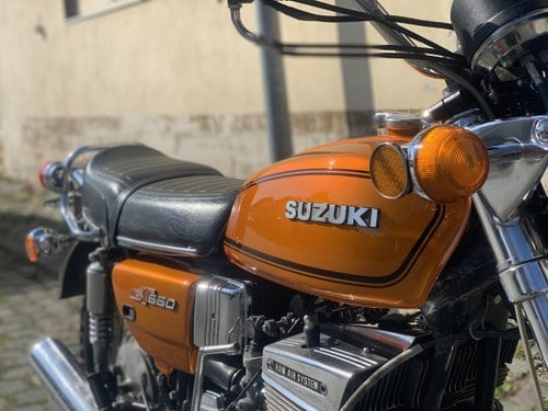 1975 Suzuki GT550 M VENDUTO