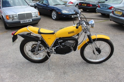 1982 Suzuki 250 cc Beamish Trials Bike Road Registered VENDU