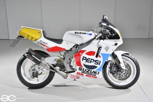 1992 A Beautiful Suzuki RGV 500 Pepsi Kevin Schwantz Recreation VERKAUFT
