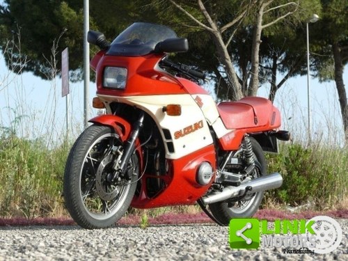 1984 SUZUKI GS 1100 serie speciale RESINCORSE In vendita