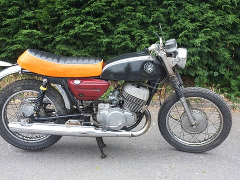 Suzuki T500 T 500 III Titan 1970. BARN FIND CAFE RACER?? *A