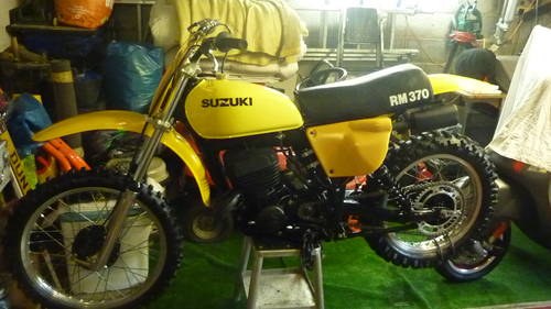1977 SUZUKI RM370 TWINSHOCK 99% Finished  For Sale