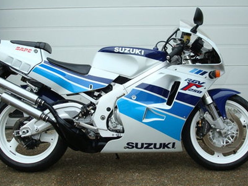 Suzuki RGV250 M VJ22 1991-H **7501 MILES**