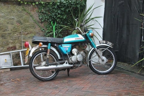 susuki 100cc 70s bike SOLD
