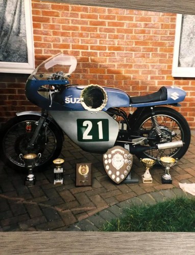 1967 Suzuki T250 Super Six Sixties Thompson Race Bike In vendita