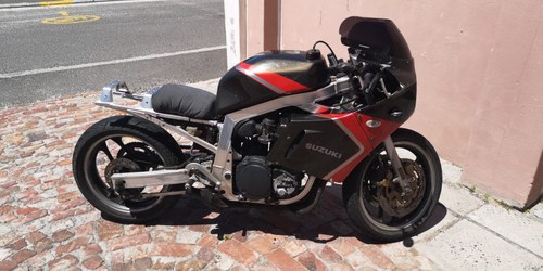 1987 SUZUKI GSXR1100 For Sale