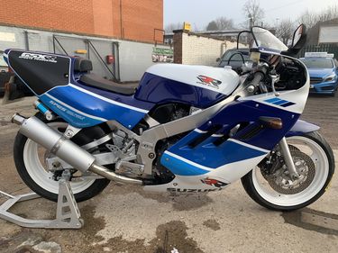 Picture of 1989 Super rare gsxr400 rr sports production For Sale by Auction