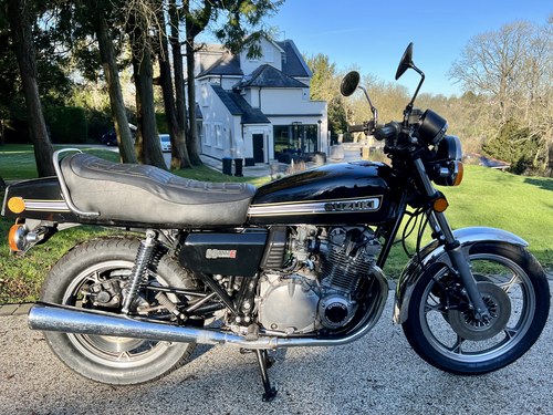 1979 GS1000 Lovely fluted tank example VENDUTO