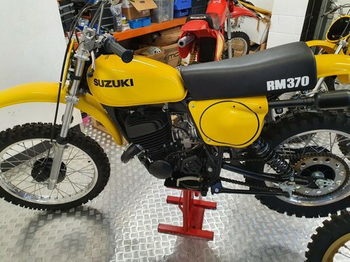 1976 Suzuki rm370a, classic twinshock motocross For Sale