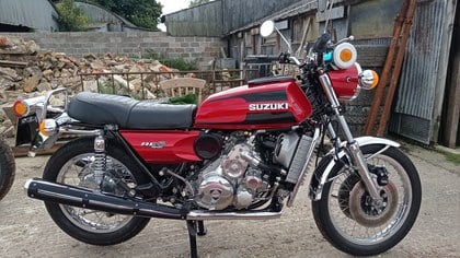 Suzuki RE5