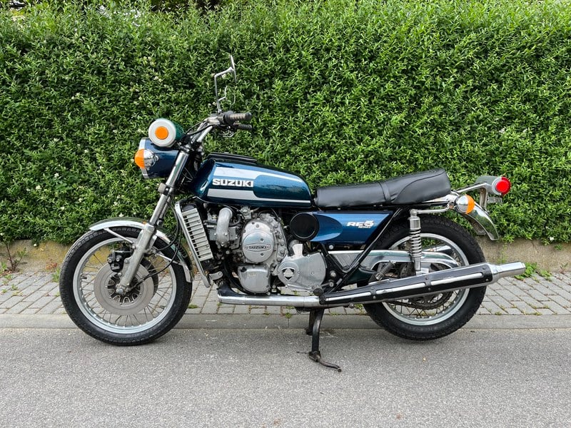 1975 Suzuki RE