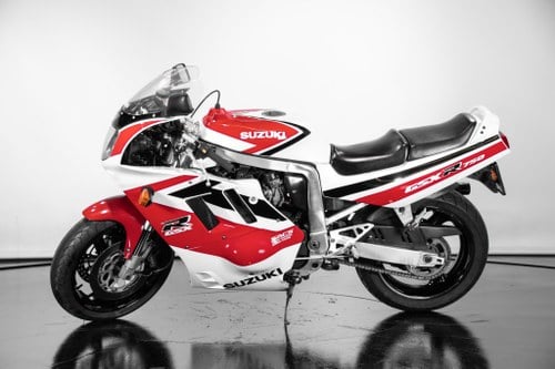 1991 SUZUKI GSXR 750 In vendita