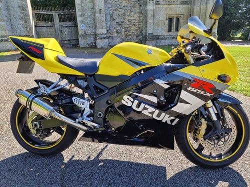 2004 SUZUKI GSXR VERY GOOD EXAMPLE A vendre