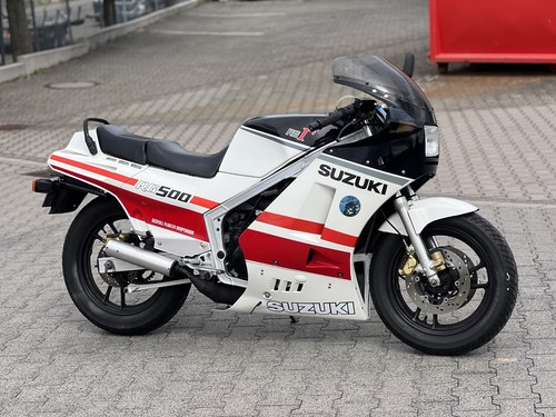 1986 Suzuki RG500 gamma VENDU