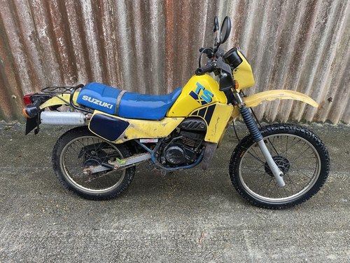 1989 Suzuki TS50X project with v5 and keys only £995 In vendita