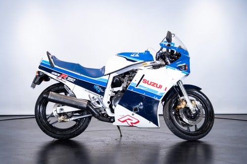 1989 SUZUKI GSXR 750 For Sale