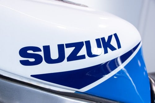 Suzuki GSX R 1100 - 6