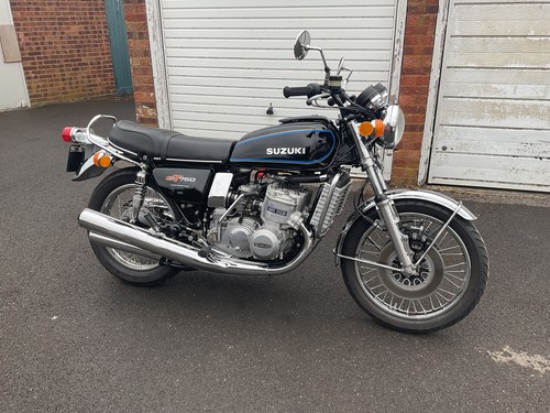 Suzuki GT 750