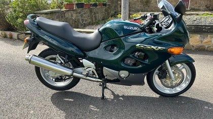 1999 Suzuki GSX 750 FW ONLY 17 miles Taken out of the crate