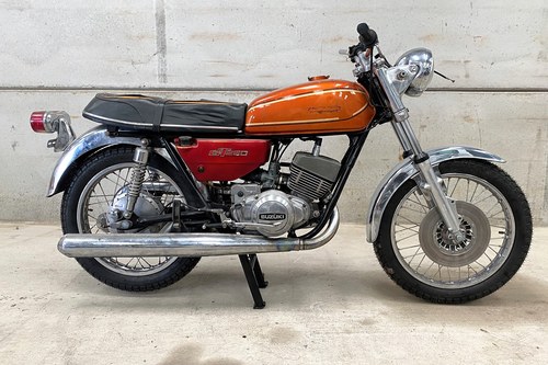 Late 1970s Suzuki GT 250 Project For Sale by Auction
