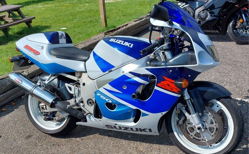 1999 Suzuki GSX R 750