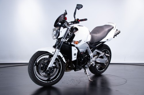 2007 SUZUKI GSR 600 Kaufen Bei