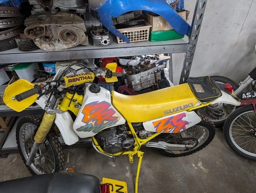 1992 SUZUKI DR350 349cc MOTORCYCLE For Sale by Auction