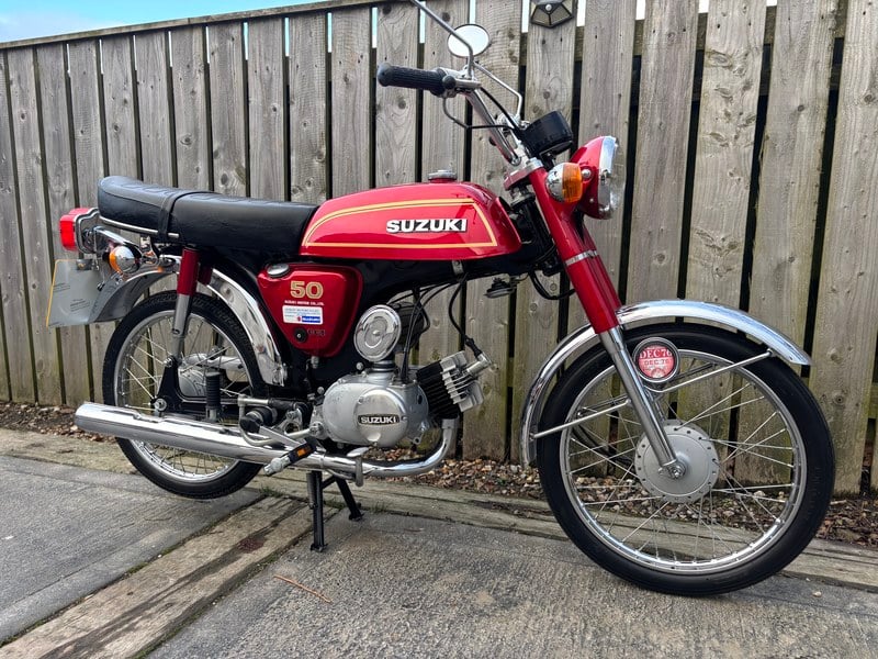 50cc Old Suzuki Motorcycles Suzuki 100cc Bike Classic Two-Stroke