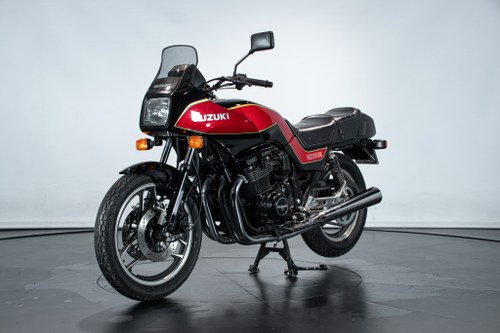 1988 SUZUKI GSX 1100 ES A vendre