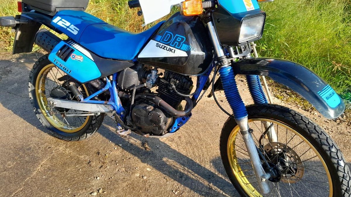 Suzuki Rd 125 1991 Suzuki DR 125 Bleu Manuel, 6 vitesses in Flacy, France - A vendre ...