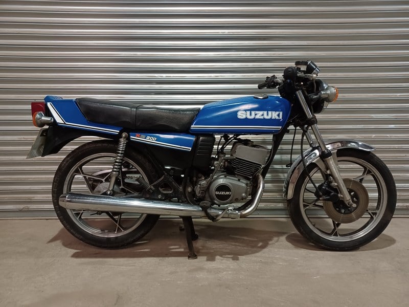 SUZUKI X5 200 STANDARD CONDITION ELECTRIC START & LOW MILES