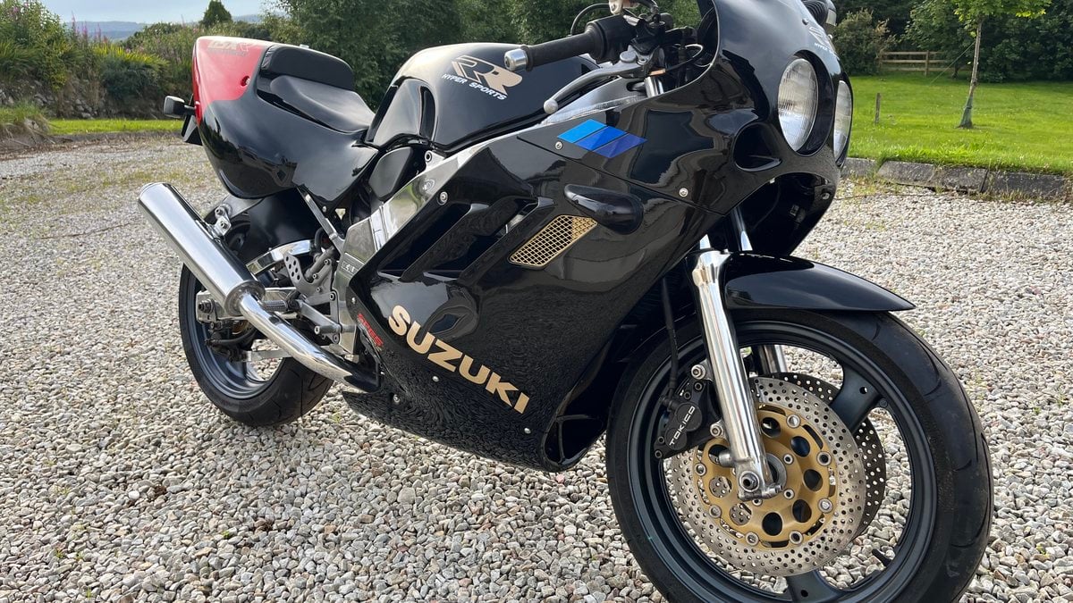 Suzuki Bandit 400 Suzuki Gsx S 400 Suzuki Bandit 400 1991 Japan